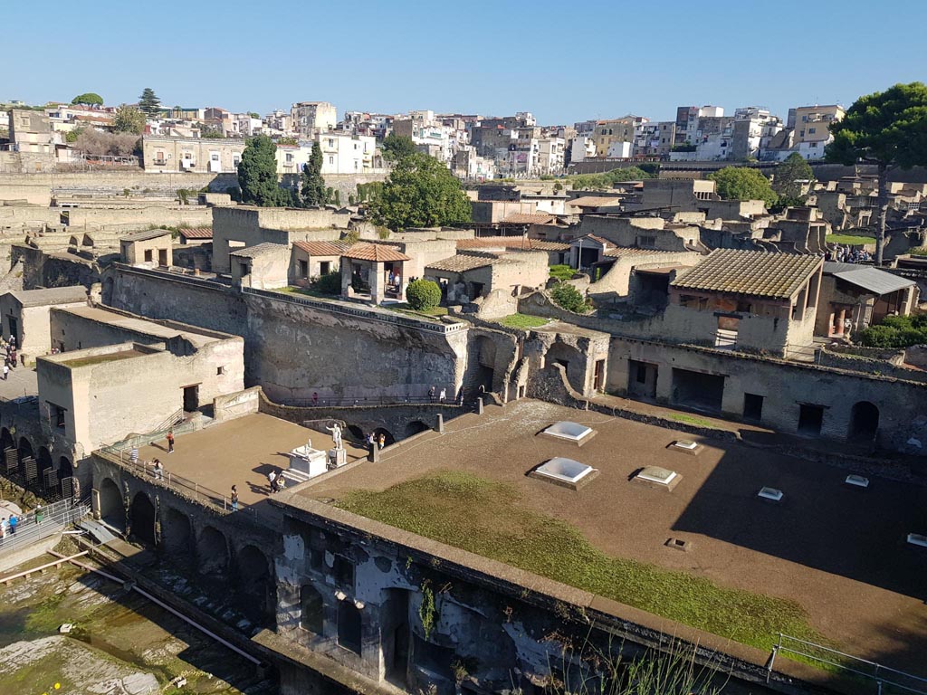 Herculaneum, October 2022.
Looking north-west across site, from the access roadway above Suburban Baths. Photo courtesy of Klaus Heese.